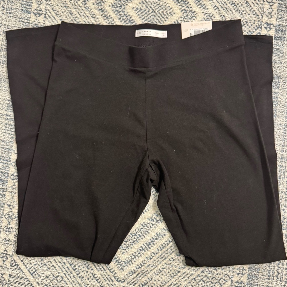 Medium. NWTs LC Lauren Conrad Black Leggings Sleek and Comfortable